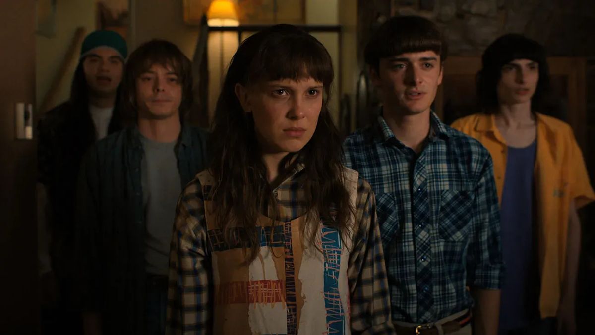 From Inconsistent Writing to Conformity Gates: How Stranger Things Dug Itself Into A Wormhole (TBC)