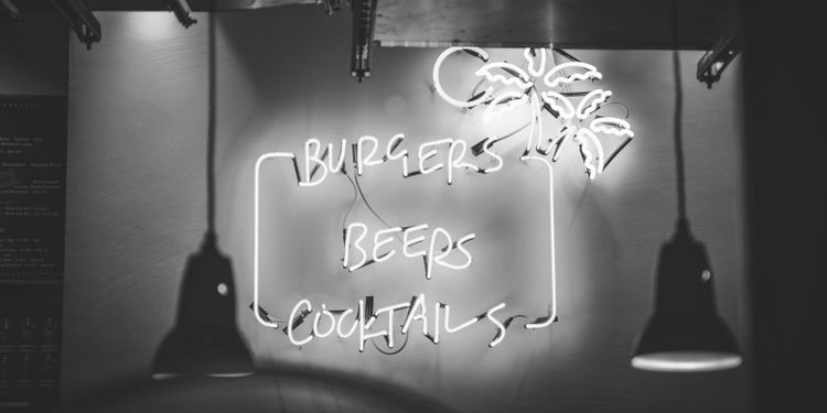 Boulimique et Alcoolique.