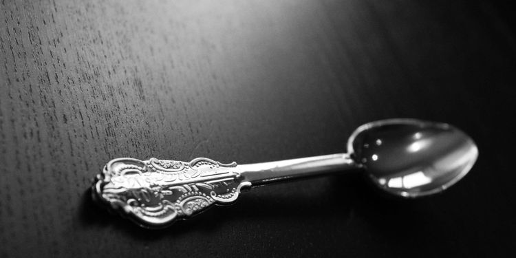 Charles à la cuillère d'argent.