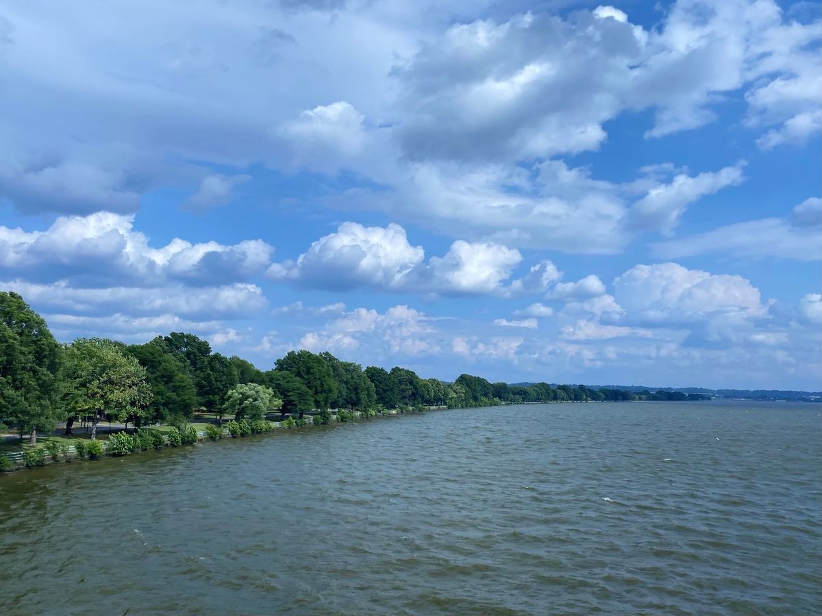 DC-area forecast: Scattered showers and storms today with a flood watch this morning