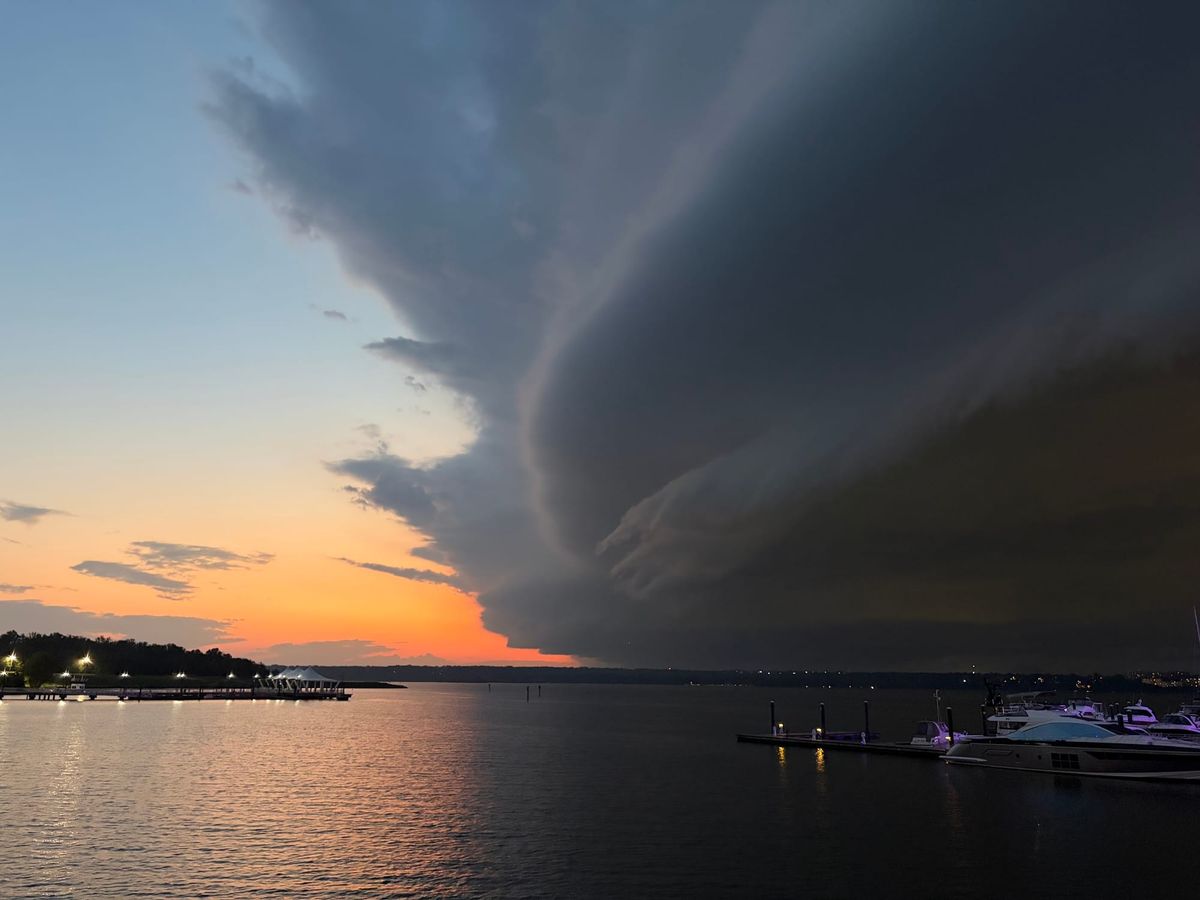 Photos: UFO-like clouds and menacing skies dazzle DC area
