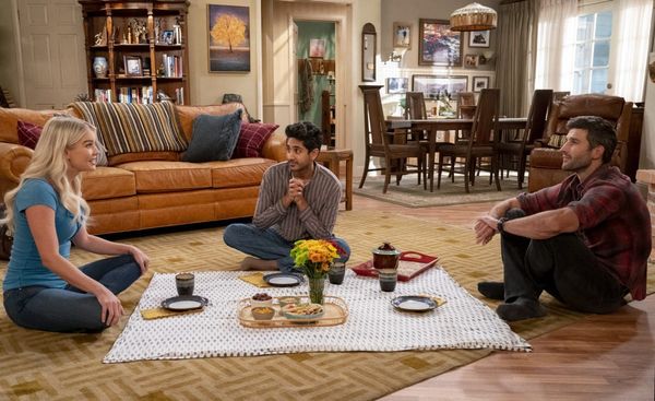 The Fog of the Forever War with a Laugh Track in "United States of Al"