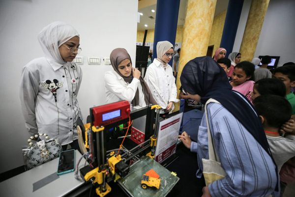 Unpacking the Gender 'Paradox’ Behind Arab Women in Tech