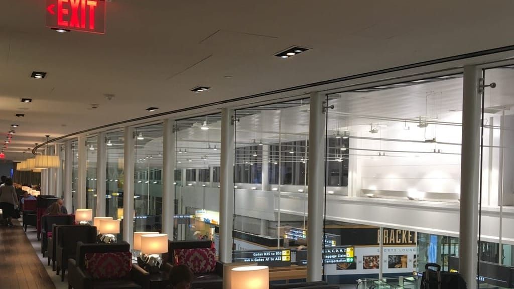 British Airways Galleries First Lounge at IAD review