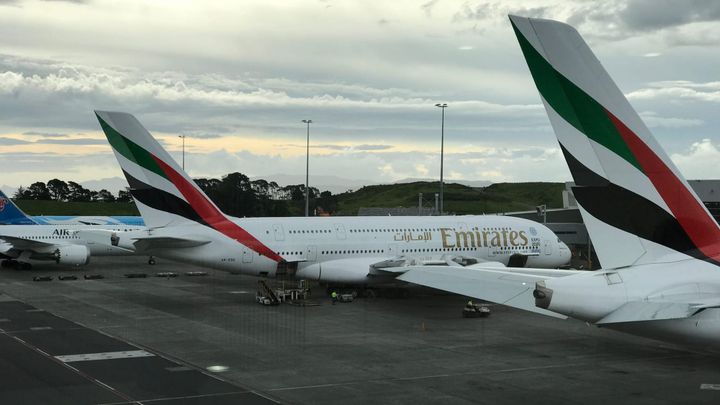 Emirates EK407 A380-800 AKL-MEL First Class Review