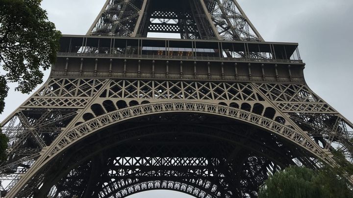 Paris - Carry-On Baggage, Hotel Joke and Other Things Paris