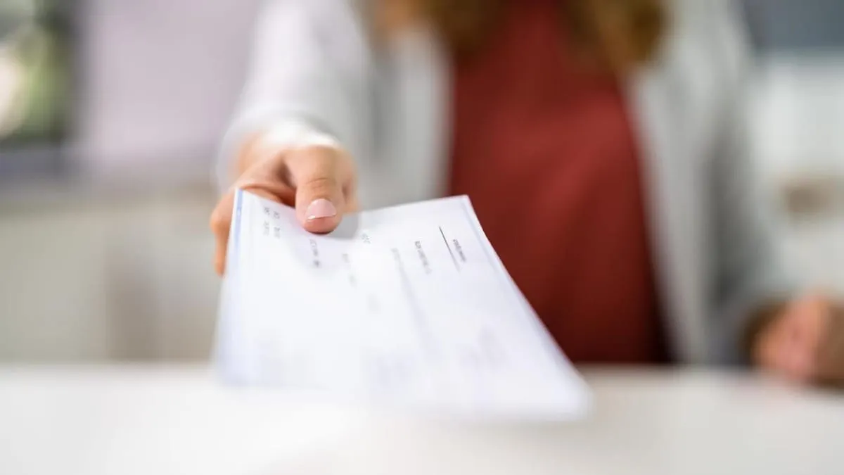 The Cheapest Way to Buy Money Orders and Cashier's Checks