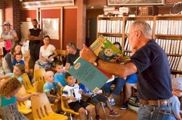 Storytime, Solar and Bees, DeLong Park