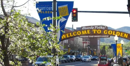 Sumi e-Ink, Walking Tours, Music, COVID Stats, and the Movie Theater