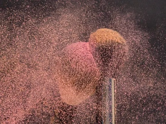 6-8:15PM Natural Mineral Make-up Make & Take Workshop @ Earth Sweet Boutique