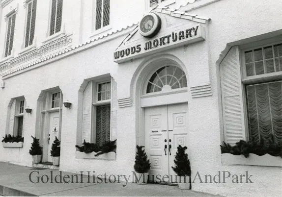 Life and Death in Golden, 1934