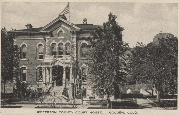 The End of a Splendid Courthouse