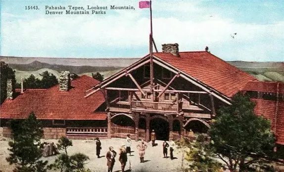 9-11AM History Hike in Lookout Mountain Park @ Buffalo Bill Museum & Grave