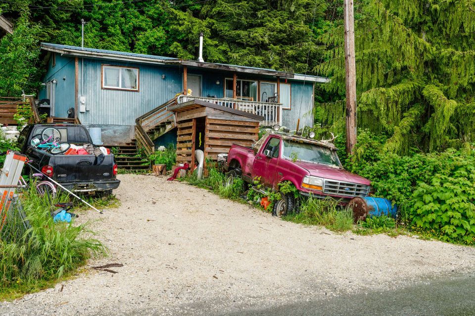 Alaska III — Abodes