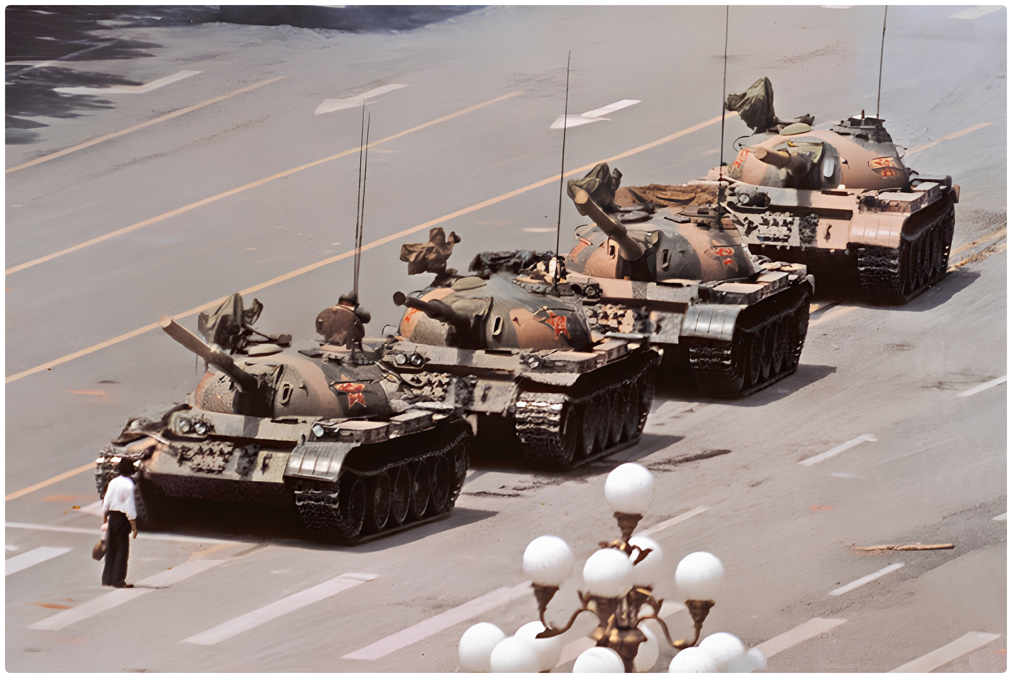 India Hosts Tiananmen Uprising Leader Days Before Expected Xi Visit