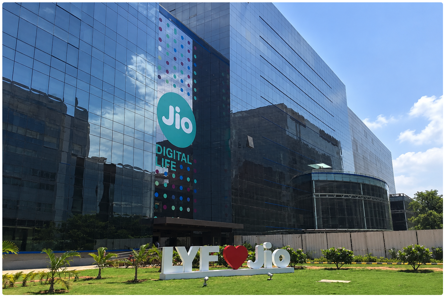Jio IPO Draws ₹2.5 Lakh Crore in Institutional Bids