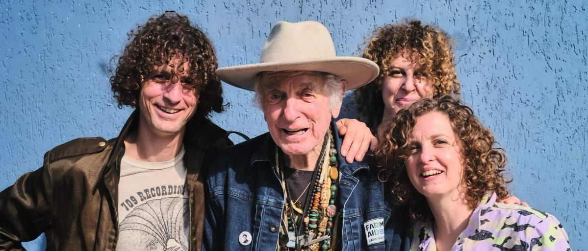 The Amram family - Photo by Snake Garcia