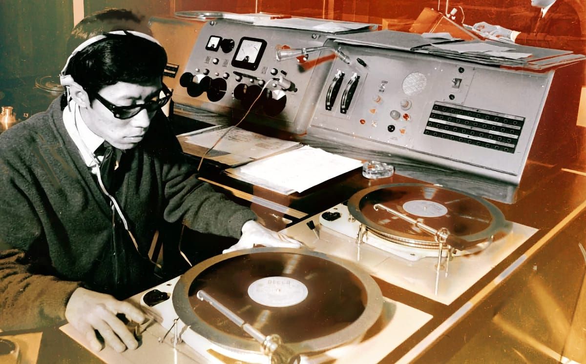 About The Tonearm feature image