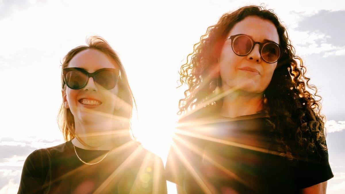 Rolling Bones — Sylvie Courvoisier, Mary Halvorson, and the Art of Risk feature image