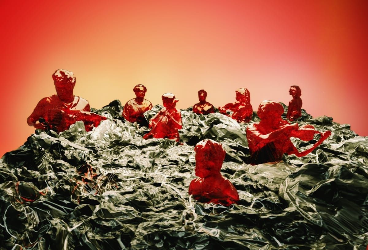 Lost in the Hum — 'Versionland' and the Edge of Perception feature image