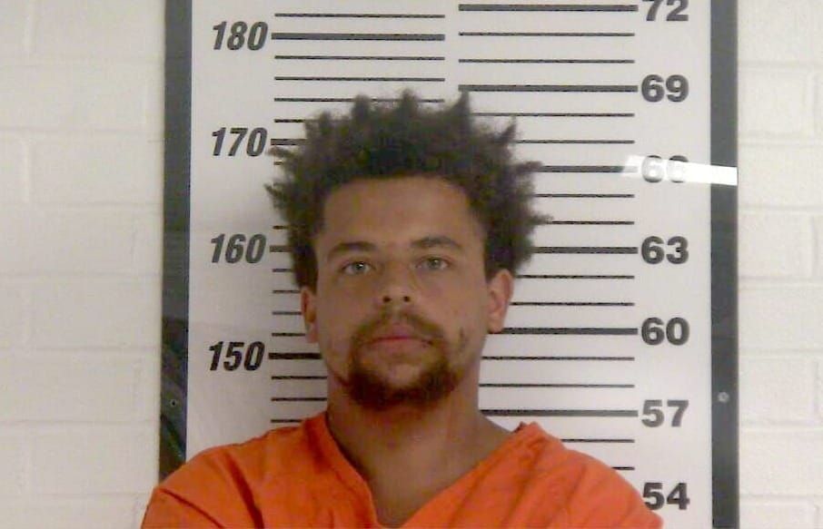 Mayes fights family, catches multiple assault charges