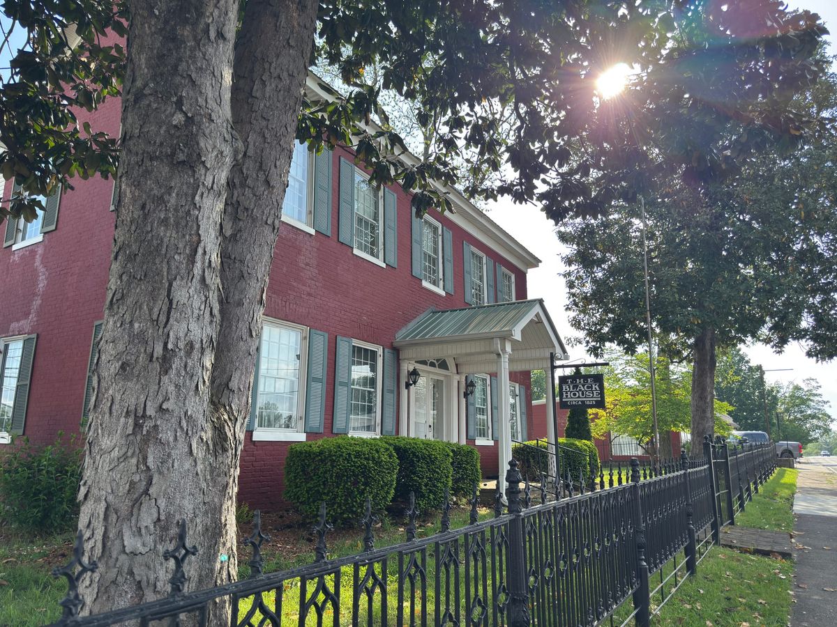 Black House to celebrate bicentennial