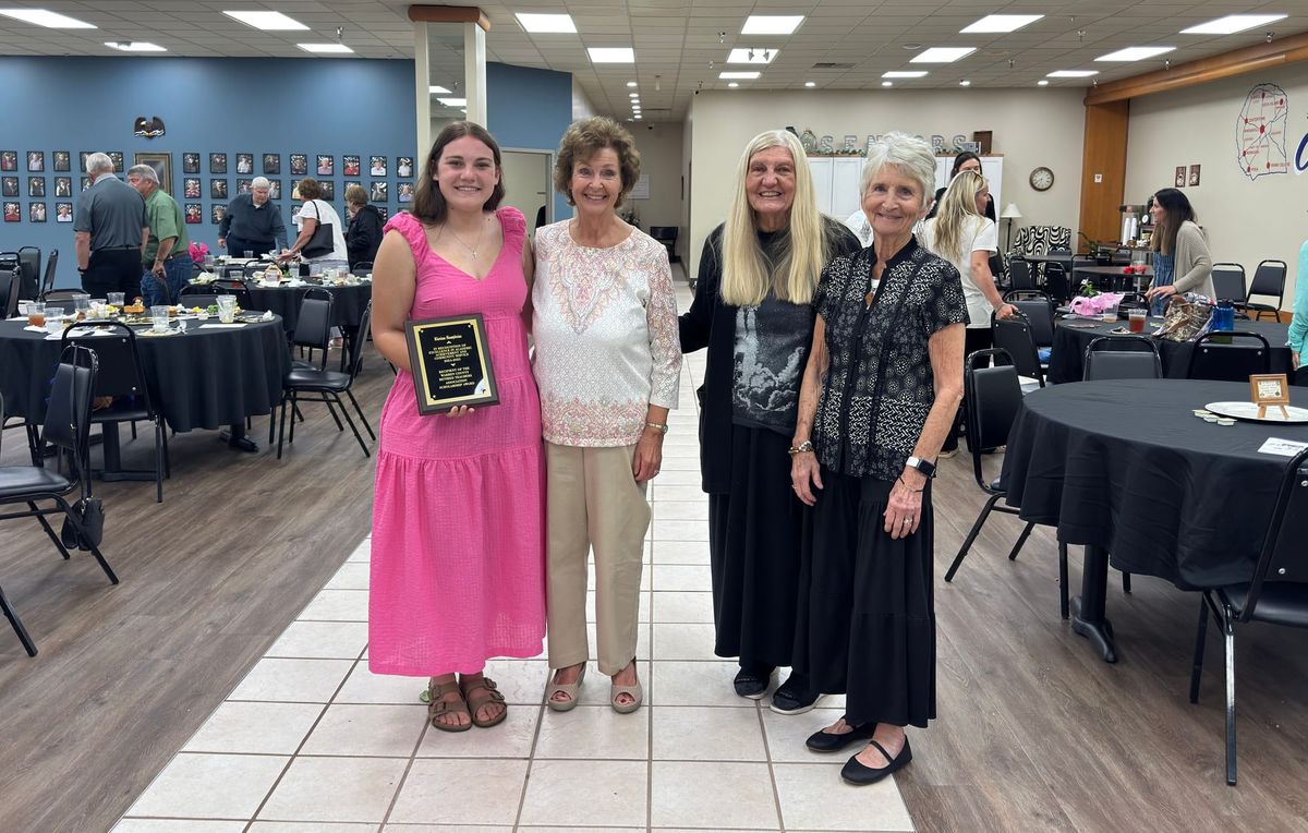 Retired teachers hold Spring Banquet