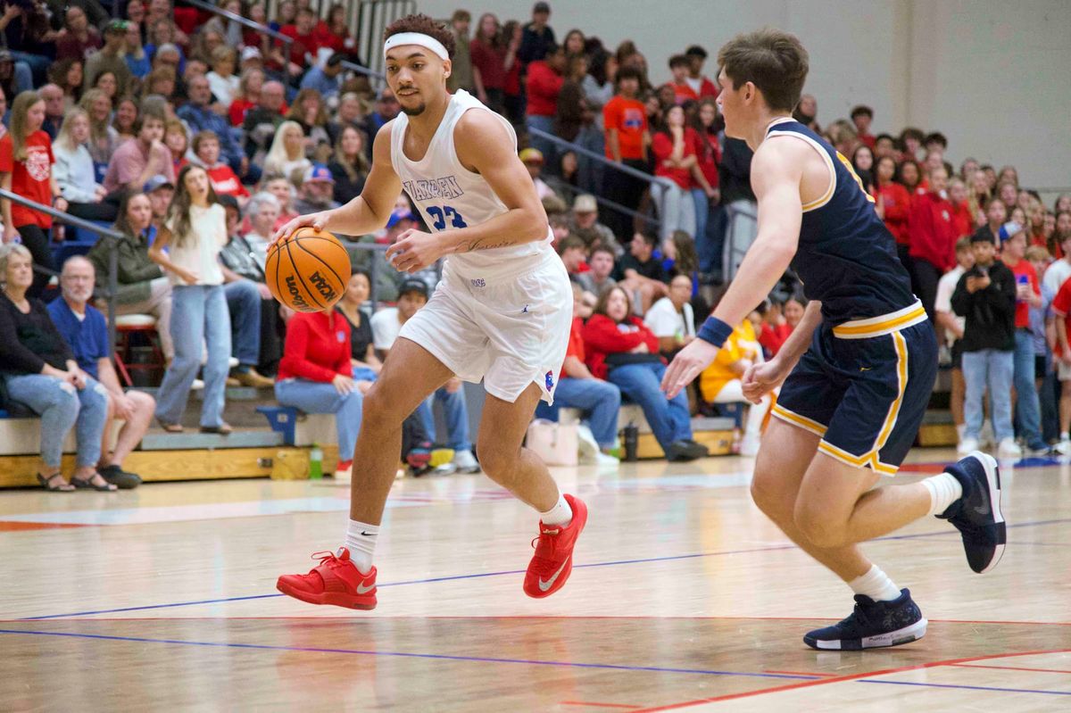 Pioneers battle, but fall short of Mustangs