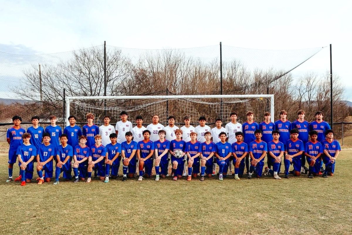 Pioneers pounce Lions, 5-2