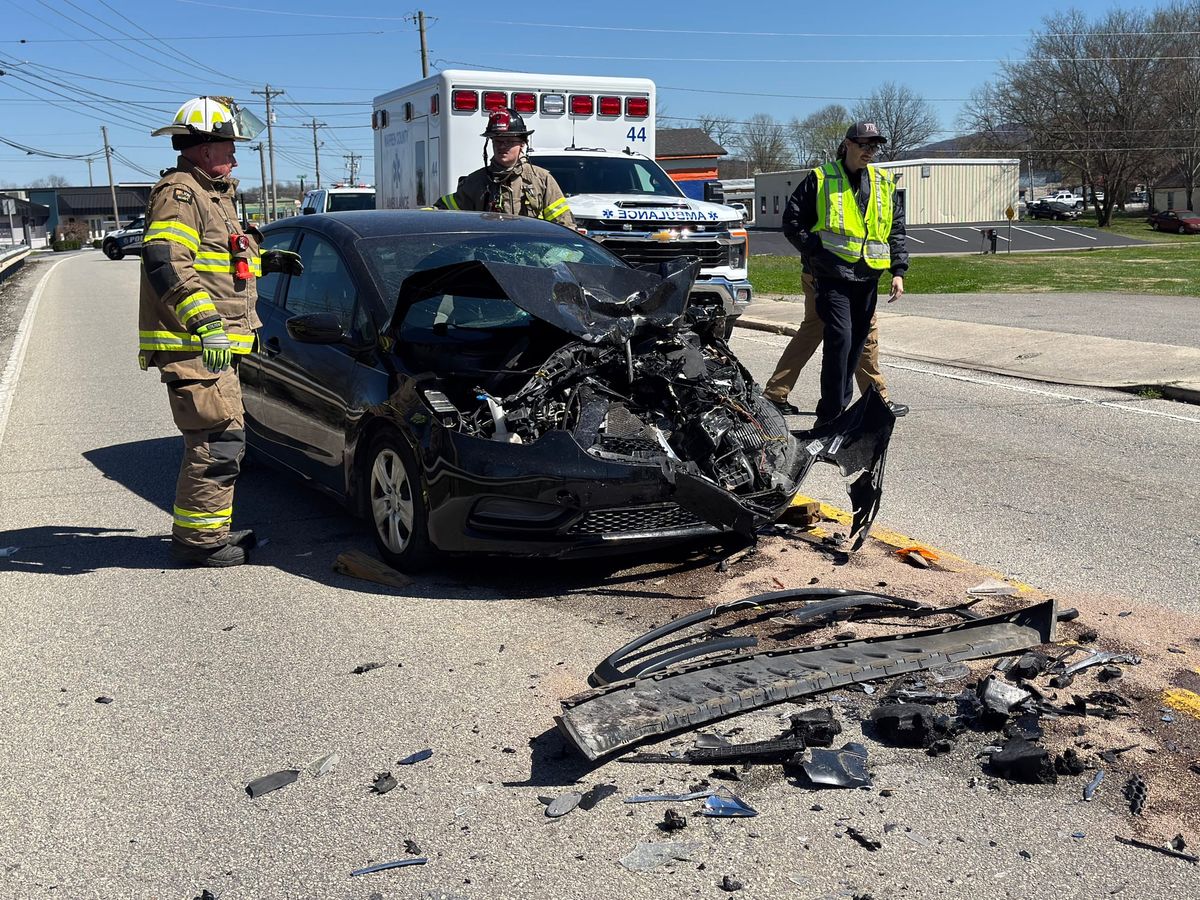 Two injured in Sparta Street accident