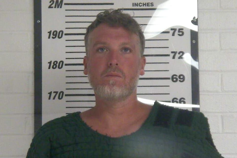 Alleged reckless driver accused of fleeing from deputies