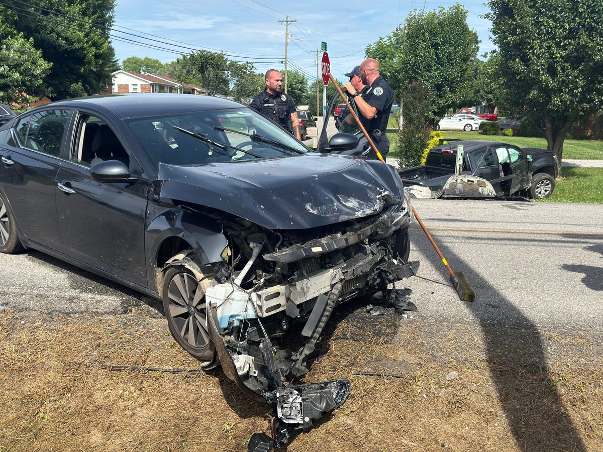 Teens reportedly injured in crash