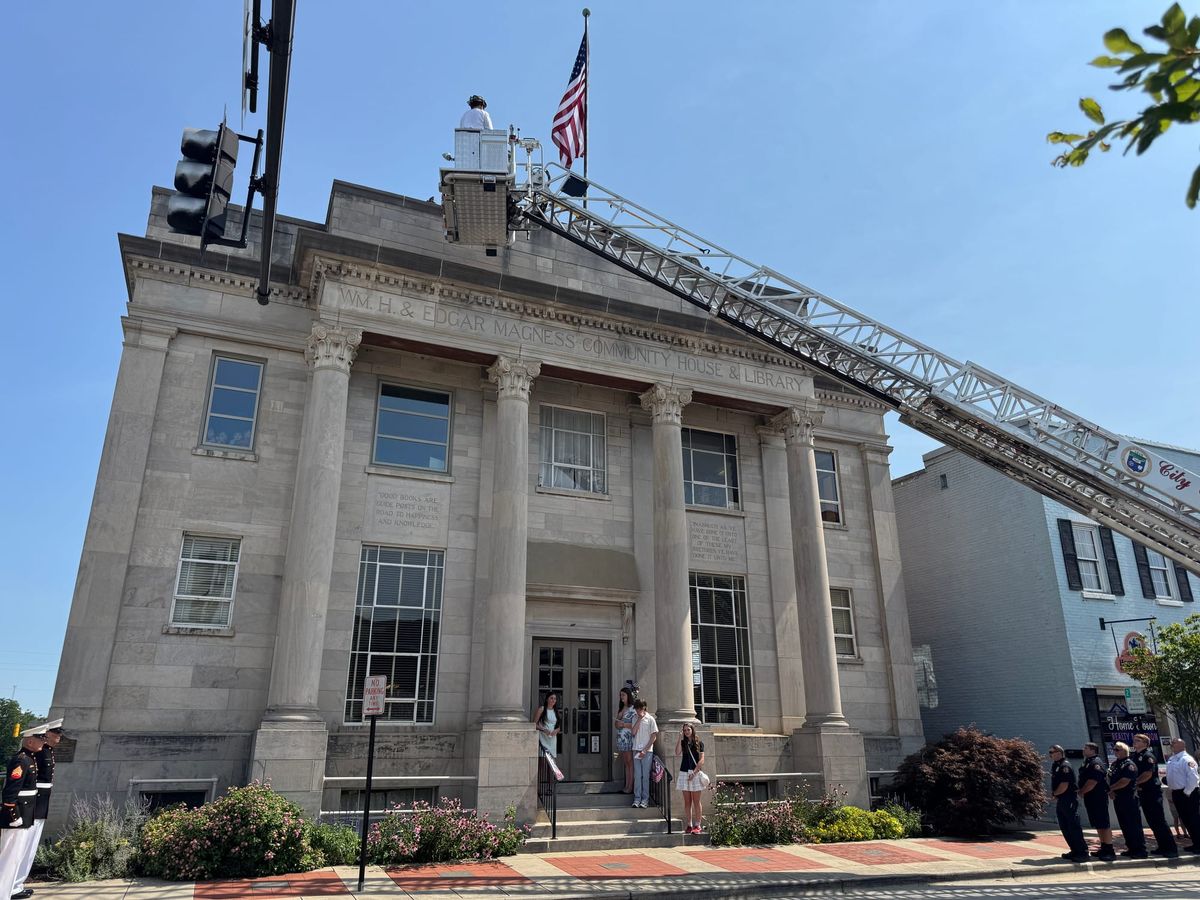 Library gets new 'Old Glory'