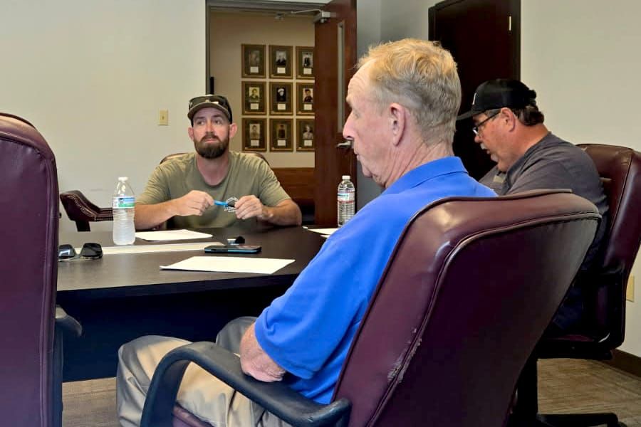 Commissioners talk trash