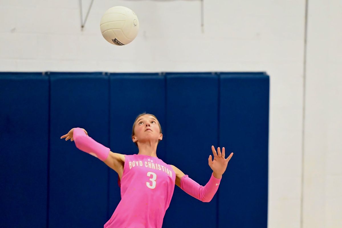 Boyd comes close, Lighthouse closes