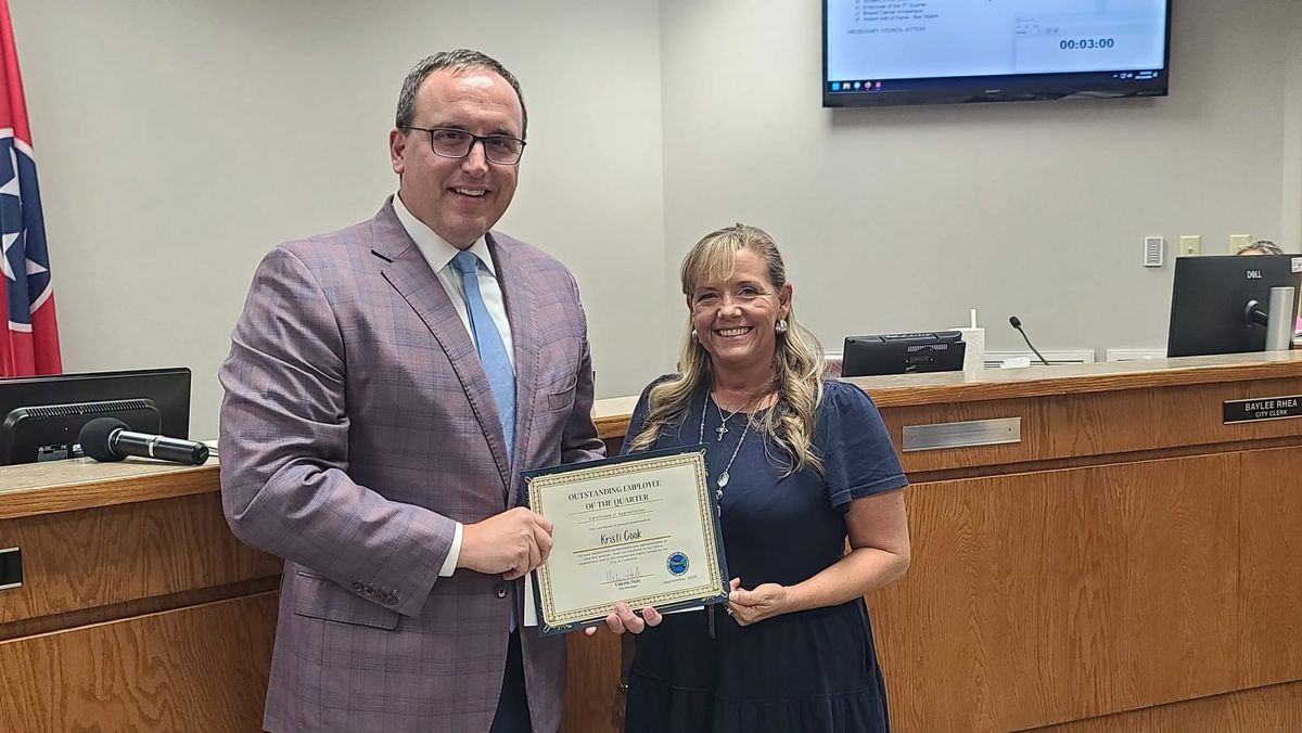 Kristi Cook Earns Outstanding Employee of the Quarter