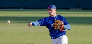 Pioneers go 2-2 in Viking Classic