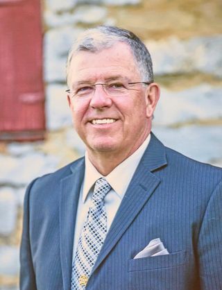 Community mourns former sheriff