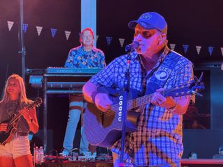 Diamond Rio shines at fair