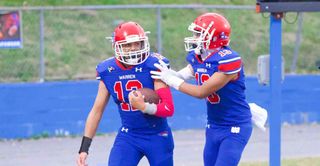 Pioneers chomp Gators, win third straight