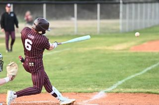Fast start, big finish: Warriors take series with Clinton County