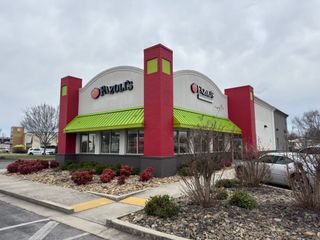 Fazoli’s closing