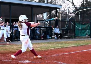 Bats erupt as Warriorettes roll Upperman