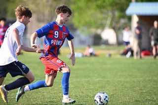 Pioneers rout Rebels, 8-1