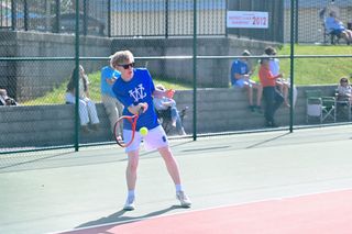 WCHS tennis swept by Lincoln