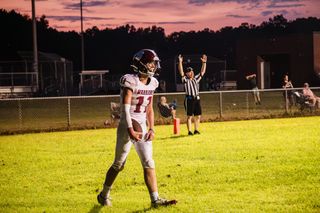 Warriors pound Prescott in season opener