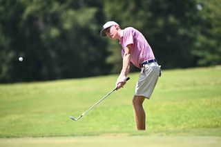 WCHS golf sweeps Lincoln in home debut