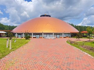 Beyond the golden dome: Exploring Isha