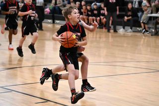 Centertown sweeps Irving College