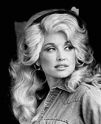 Should We Rename Nashville’s Airport for Dolly? Justin Reed Weighs In